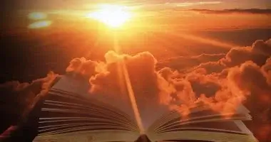 الأخلاق في الوصايا العشر والقرآن والإنجيل