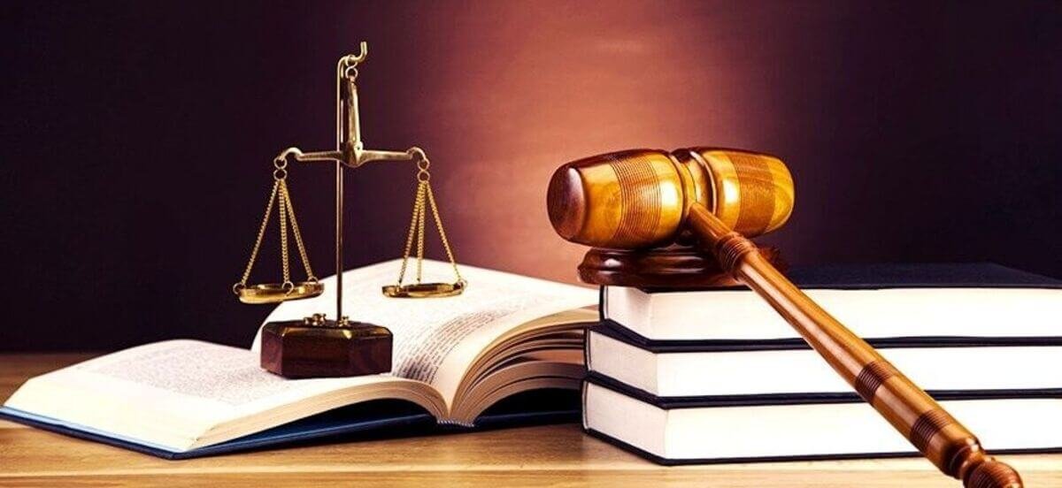 الحث على العدل والإنصاف